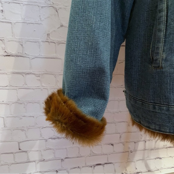 Denim and Co vintage fur lined button front denim jacket size Large - Picture 9 of 13